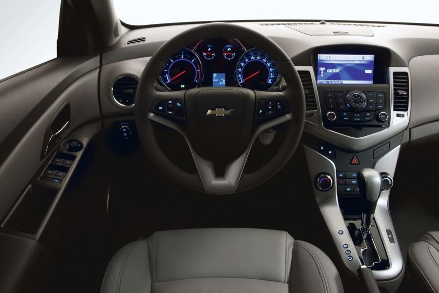  Chevrolet Cruze 2009 года  (фото 154 из 157)